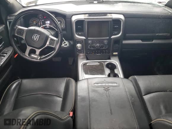 2017 Ram 1500 Limited z VIN 1C6RR7WT8HS626488, wystawiony jako Copart lot #66609065 z przebiegiem 97 360 mil mil oraz Szkoda całkowita • Salvage title. Historia ofert i sprzedaży dostępna na DreamBid. Obrazek 8.