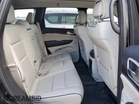 2020 Jeep Grand Cherokee Summit с VIN 1C4RJFJT7LC164431, выставлен на аукционе Copart как лот 63694245 с пробегом 71 096 миль миль и Списание • Salvage title. История ставок и продаж доступна на DreamBid. Изображение 11.