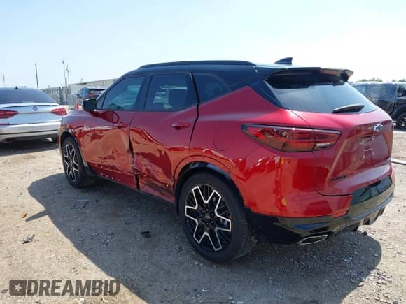 2024 Chevrolet Blazer RS with VIN 3GNKBERS2RS283650, listed as a IAAI auction lot 42205111 with 7,384 mi miles and . Bid and sale history available at DreamBid. Image 3.