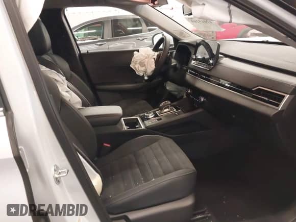 2025 Mitsubishi Outlander SE с VIN JA4T5VA97SZ001390, выставлен на аукционе IAAI как лот 42015289 с пробегом 2 982 миль миль и . История ставок и продаж доступна на DreamBid. Изображение 5.