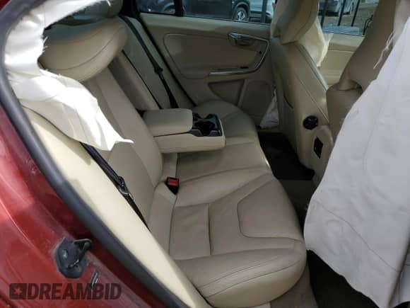2013 Volvo S60 T5 с VIN YV1612FH3D2199436, выставлен на аукционе Copart как лот 81799605 с пробегом 181 377 миль миль и Списание • Salvage title. История ставок и продаж доступна на DreamBid. Изображение 10.