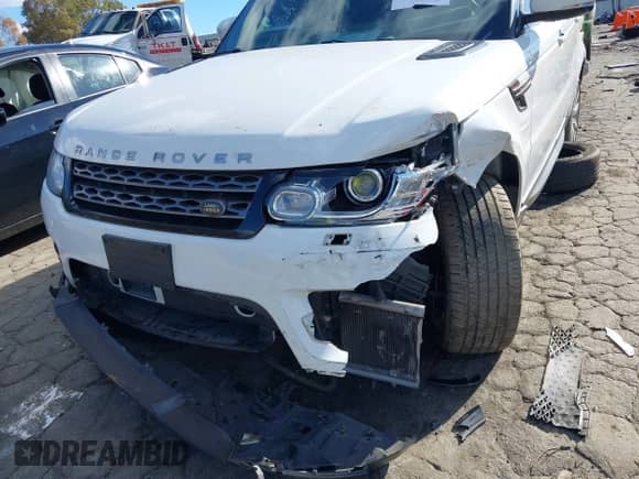 2015 Land Rover Range Rover Sport HSE z VIN SALWG2VF7FA608009, wystawiony jako IAAI lot #40838629 z przebiegiem 119 680 mil mil oraz . Historia ofert i sprzedaży dostępna na DreamBid. Obrazek 6.