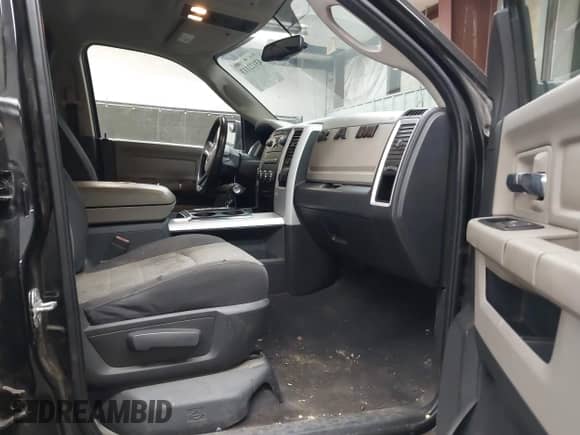 2009 Dodge 1500 Sport with VIN 1D3HV18T29S774669, listed as a IAAI auction lot 43122113 with Not provided miles and . Bid and sale history available at DreamBid. Image 5.