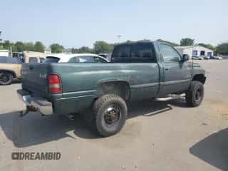 1998 Dodge 2500 with VIN 3B7KF26Z4WM280553, listed as a Copart auction lot 67565644 with 133,149 mi miles and Clean title. Bid and sale history available at DreamBid. Image 3.