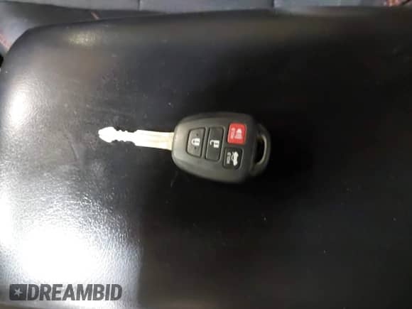 2016 Toyota Camry LE с VIN 4T1BF1FKXGU261799, выставлен на аукционе IAAI как лот 42968127 с пробегом 105 969 миль миль и . История ставок и продаж доступна на DreamBid. Изображение 11.