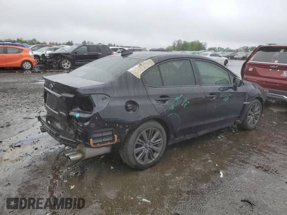 2020 Subaru WRX with VIN JF1VA1A6XL9802475, listed as a Copart auction lot 60427075 with 31,335 mi miles and Salvage title. Bid and sale history available at DreamBid. Image 3.
