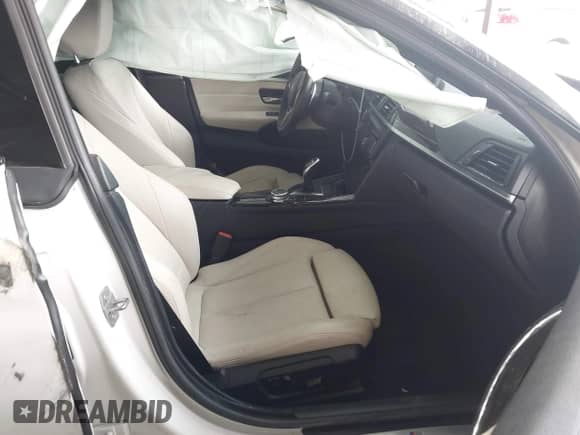 2015 BMW 4 Series 435i with VIN WBA4B1C53FD955009, listed as a IAAI auction lot 43303021 with 130,707 mi miles and . Bid and sale history available at DreamBid. Image 5.