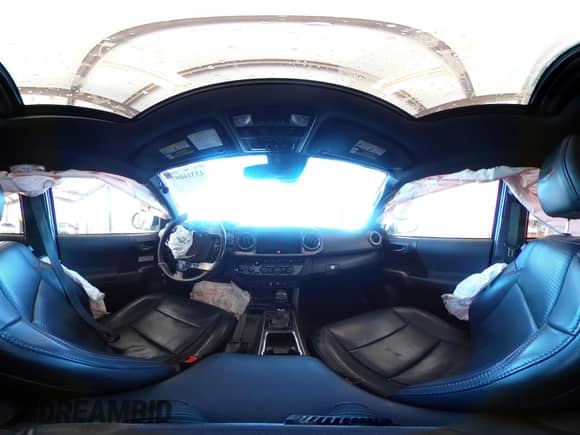 2019 Toyota Tacoma SR with VIN 5TFCZ5AN5KX183237, listed as a IAAI auction lot 43316097 with 115,212 mi miles and . Bid and sale history available at DreamBid. Image 18.