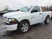 2010 Dodge 1500 ST z VIN 3D7JB1EKXAG148254, wystawiony jako IAAI lot #43589798 z przebiegiem 117 286 mil mil oraz . Historia ofert i sprzedaży dostępna na DreamBid. Obrazek 2.