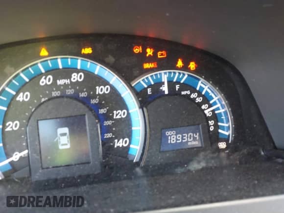 2013 Toyota Camry LE z VIN 4T1BD1FK4DU069294, wystawiony jako IAAI lot #42660361 z przebiegiem 189 304 mil mil oraz . Historia ofert i sprzedaży dostępna na DreamBid. Obrazek 15.