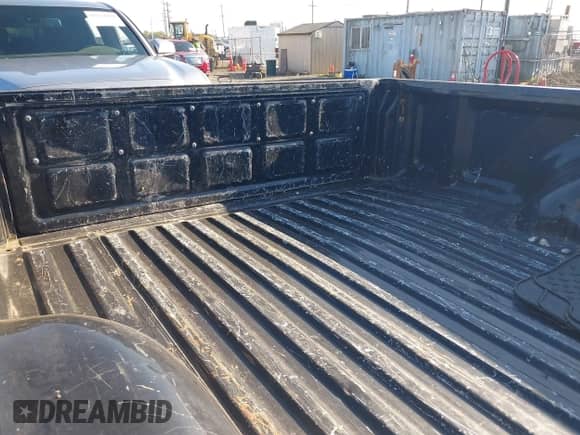1999 Toyota Tacoma PreRunner with VIN 4TASN92N4XZ533087, listed as a IAAI auction lot 43290238 with 241,027 mi miles and . Bid and sale history available at DreamBid. Image 13.