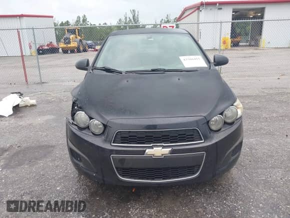 2015 Chevrolet Sonic LS с VIN 1G1JA5SH8F4155746, выставлен на аукционе IAAI как лот 43366411 с пробегом 101 342 миль миль и . История ставок и продаж доступна на DreamBid. Изображение 12.