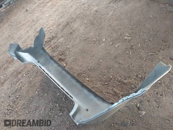 2016 Hyundai Sonata SE with VIN KMHE24L17GA035260, listed as a IAAI auction lot 43417677 with 130,201 mi miles and . Bid and sale history available at DreamBid. Image 12.