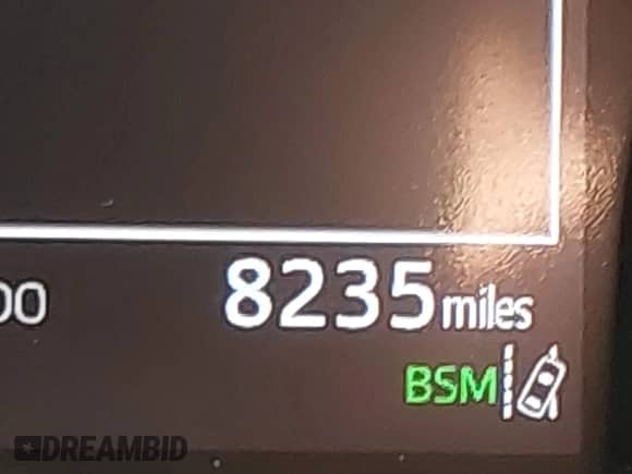 2023 Toyota Camry LE z VIN 4T1R11AK2PU828477, wystawiony jako IAAI lot #43449545 z przebiegiem 8 235 mil mil oraz . Historia ofert i sprzedaży dostępna na DreamBid. Obrazek 15.