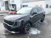 2024 Kia Sorento SX z VIN 5XYRK4JF1RG274536, wystawiony jako IAAI lot #41065514 z przebiegiem 4 488 mil mil oraz . Historia ofert i sprzedaży dostępna na DreamBid. Obrazek 2.