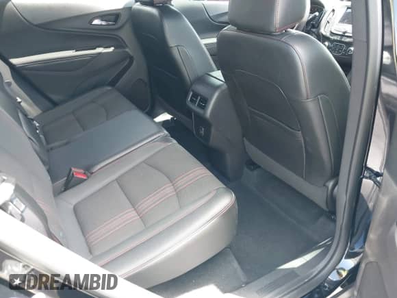 2024 Chevrolet Equinox RS z VIN 3GNAXMEGXRL108663, wystawiony jako IAAI lot #42508860 z przebiegiem 15 675 mil mil oraz . Historia ofert i sprzedaży dostępna na DreamBid. Obrazek 8.