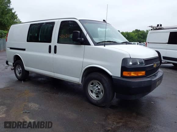 2021 Chevrolet Express Cargo with VIN 1GCWGAF7XM1179003, listed as a IAAI auction lot 42434171 with 54,473 mi miles and . Bid and sale history available at DreamBid. Image 1.