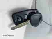 2017 Hyundai Elantra SE z VIN 5NPD84LF8HH033019, wystawiony jako IAAI lot #43259780 z przebiegiem 101 061 mil mil oraz . Historia ofert i sprzedaży dostępna na DreamBid. Obrazek 11.