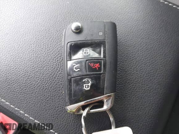 2021 Volkswagen Tiguan SE with VIN 3VV3B7AX5MM099222, listed as a IAAI auction lot 43180751 with 64,558 mi miles and . Bid and sale history available at DreamBid. Image 11.