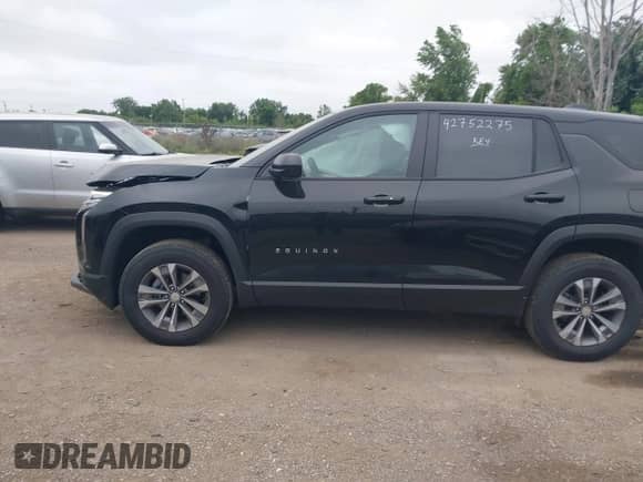 2026 Chevrolet Equinox FWD LT с VIN 3GNAXHEG0TL111747, выставлен на аукционе IAAI как лот 42752275 с пробегом 1 097 миль миль и . История ставок и продаж доступна на DreamBid. Изображение 14.