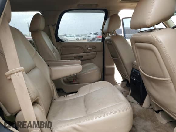 2014 Cadillac Escalade Premium с VIN 1GYS3CEF0ER214806, выставлен на аукционе Copart как лот 79119664 с пробегом 209 072 миль миль и Списание • Salvage title. История ставок и продаж доступна на DreamBid. Изображение 12.