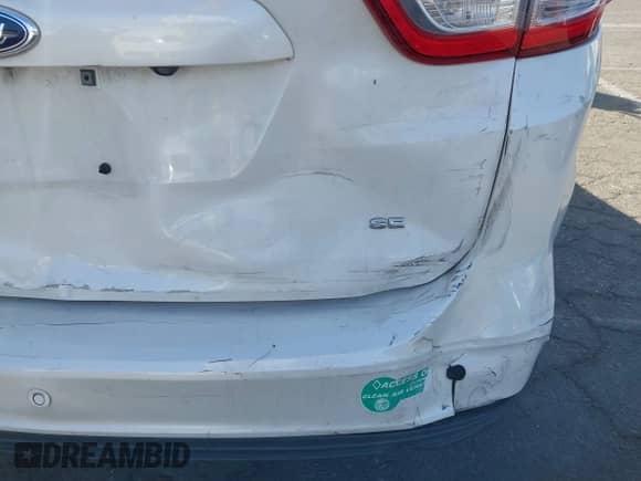 2017 Ford C-Max SE с VIN 1FADP5EU8HL105696, выставлен на аукционе IAAI как лот 43397565 с пробегом 180 134 миль миль и . История ставок и продаж доступна на DreamBid. Изображение 18.