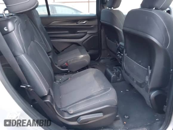 2024 Jeep Grand Cherokee Altitude с VIN 1C4RJKAG4R8554247, выставлен на аукционе IAAI как лот 43463398 с пробегом 17 482 миль миль и . История ставок и продаж доступна на DreamBid. Изображение 8.