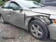 2022 Chevrolet Malibu LT z VIN 1G1ZD5ST1NF180991, wystawiony jako IAAI lot #43049641 z przebiegiem 79 923 mil mil oraz . Historia ofert i sprzedaży dostępna na DreamBid. Obrazek 6.