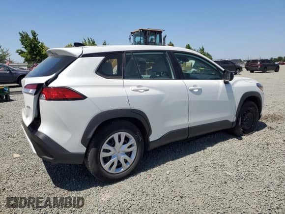 2022 Toyota Corolla Cross L with VIN 7MUAAABG5NV035127, listed as a Copart auction lot 64865595 with 29,777 mi miles and Salvage title. Bid and sale history available at DreamBid. Image 3.