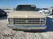 1990 Chevrolet Suburban с VIN 1GNER16K0LF169745, выставлен на аукционе Copart как лот 80865164 с пробегом 63 954 миль миль и Чистый • Clean title. История ставок и продаж доступна на DreamBid. Изображение 5.
