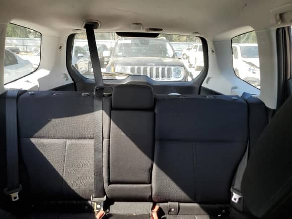 2013 Subaru Forester X z VIN JF2SHABC2DH410712, wystawiony jako Copart lot #84947895 z przebiegiem 104 099 mil mil oraz Czysty tytuł • Clean title. Historia ofert i sprzedaży dostępna na DreamBid. Obrazek 10.