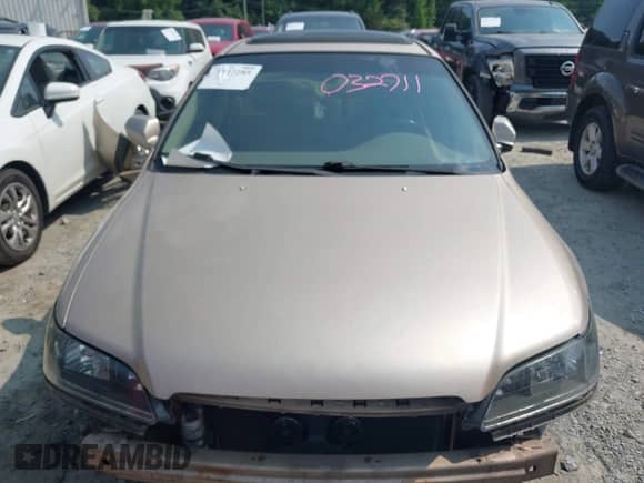 2002 Honda Accord EX with VIN 1HGCG55622A032711, listed as a IAAI auction lot 42417285 with 263,298 mi miles and . Bid and sale history available at DreamBid. Image 12.
