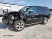 2011 Chevrolet Tahoe LTZ z VIN 1GNSKCE09BR177990, wystawiony jako Copart lot #81012815 z przebiegiem 194 704 mil mil oraz Szkoda całkowita • Salvage title. Historia ofert i sprzedaży dostępna na DreamBid. Obrazek 1.