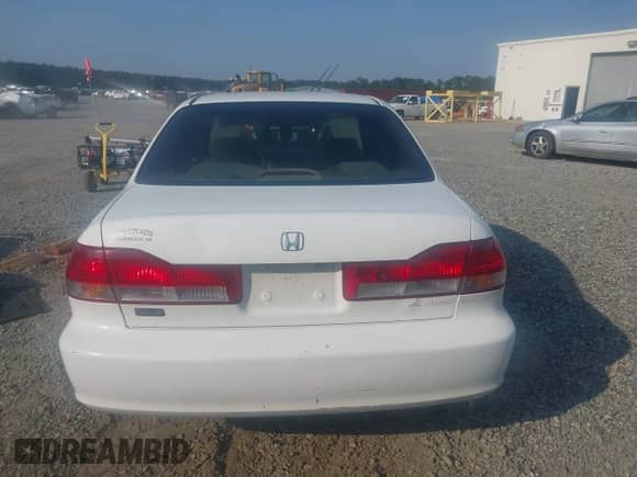 2002 Honda Accord EX with VIN JHMCG56642C008927, listed as a IAAI auction lot 42572616 with 172,275 mi miles and . Bid and sale history available at DreamBid. Image 16.