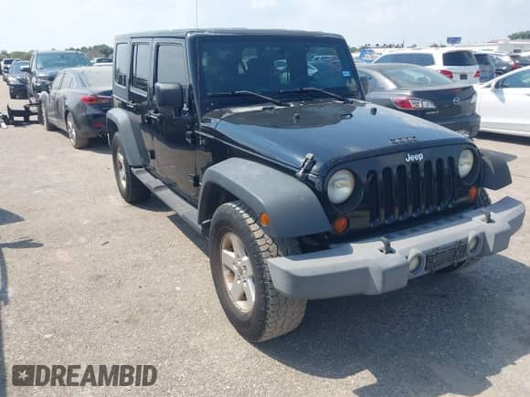 2008 Jeep Wrangler Unlimited X z VIN 1J4GA39148L612425, wystawiony jako IAAI lot #43266301 z przebiegiem 196 635 mil mil oraz . Historia ofert i sprzedaży dostępna na DreamBid. Obrazek 1.