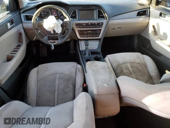 2016 Hyundai Sonata SE z VIN 5NPE24AF9GH305214, wystawiony jako Copart lot #87364305 z przebiegiem 140 465 mil mil oraz Szkoda całkowita • Salvage title. Historia ofert i sprzedaży dostępna na DreamBid. Obrazek 8.