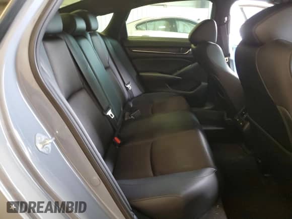 2022 Honda Accord Sport z VIN 1HGCV2F38NA020978, wystawiony jako Copart lot #83870045 z przebiegiem Nie podano mil oraz Szkoda całkowita • Salvage title. Historia ofert i sprzedaży dostępna na DreamBid. Obrazek 10.