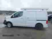 2015 Chevrolet City Express Cargo LT z VIN 3N63M0ZN1FK722253, wystawiony jako IAAI lot #41755283 z przebiegiem 44 479 mil mil oraz . Historia ofert i sprzedaży dostępna na DreamBid. Obrazek 14.