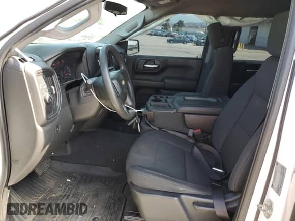 2019 Chevrolet Silverado 1500 Custom with VIN 3GCPWBEH6KG220622, listed as a Copart auction lot 84399025 with 101,029 mi miles and Salvage title. Bid and sale history available at DreamBid. Image 7.