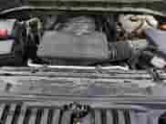 2021 Chevrolet Silverado 1500 RST z VIN 3GCUYEEL7MG102584, wystawiony jako Copart lot #69568585 z przebiegiem 91 923 mil mil oraz Czysty tytuł • Clean title. Historia ofert i sprzedaży dostępna na DreamBid. Obrazek 14.