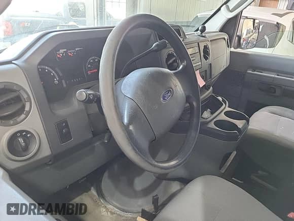 2011 Ford Econoline Cargo Commercial с VIN 1FTNE2EL1BDA70916, выставлен на аукционе IAAI как лот 43552274 с пробегом 123 341 миль миль и . История ставок и продаж доступна на DreamBid. Изображение 4.