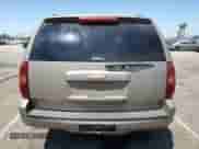 2007 Chevrolet Tahoe LS z VIN 1GNFC13JX7R230251, wystawiony jako Copart lot #65454845 z przebiegiem 176 339 mil mil oraz Czysty tytuł • Clean title. Historia ofert i sprzedaży dostępna na DreamBid. Obrazek 6.