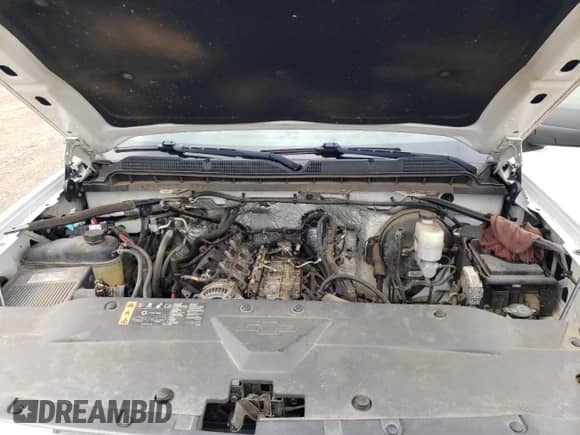 2017 Chevrolet Silverado 1500 Work Truck z VIN 1GCVKNEC1HZ130537, wystawiony jako Copart lot #65635735 z przebiegiem 116 212 mil mil oraz Czysty tytuł • Clean title. Historia ofert i sprzedaży dostępna na DreamBid. Obrazek 11.