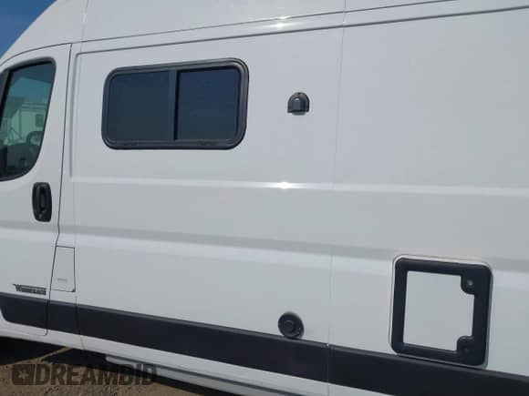 2021 Ram ProMaster Cargo с VIN 3C6LRVDG5ME561547, выставлен на аукционе IAAI как лот 43153803 с пробегом 60 155 миль миль и . История ставок и продаж доступна на DreamBid. Изображение 14.