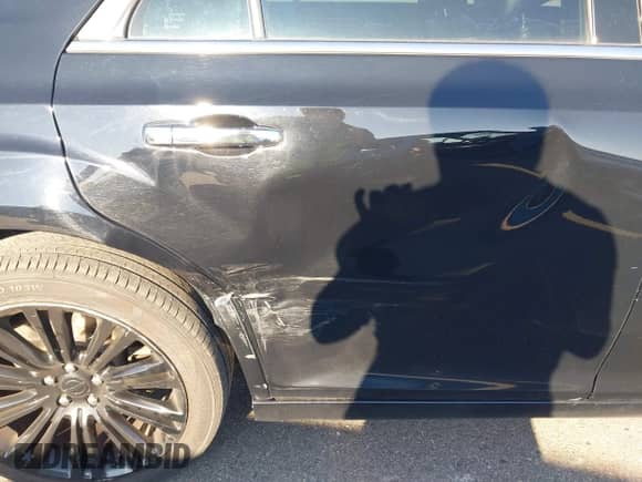 2012 Chrysler 300 Limited с VIN 2C3CCACG6CH205779, выставлен на аукционе IAAI как лот 43144579 с пробегом 133 839 миль миль и . История ставок и продаж доступна на DreamBid. Изображение 6.