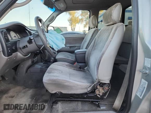 2003 Toyota Tacoma с VIN 5TEWN72NX3Z169900, выставлен на аукционе Copart как лот 80575545 с пробегом Не указан миль и Списание • Salvage title. История ставок и продаж доступна на DreamBid. Изображение 7.