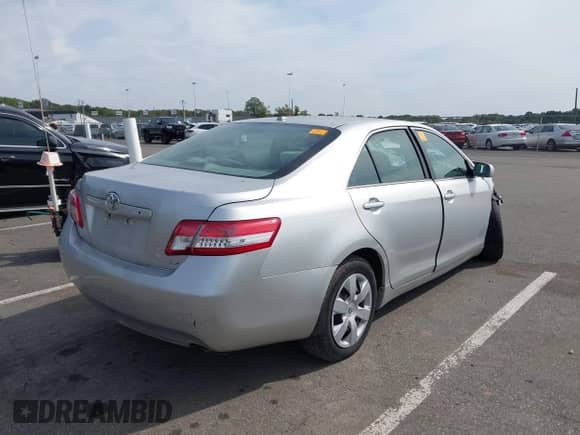 2010 Toyota Camry with VIN 4T1BF3EK4AU072943, listed as a IAAI auction lot 43320849 with 165,552 mi miles and . Bid and sale history available at DreamBid. Image 4.