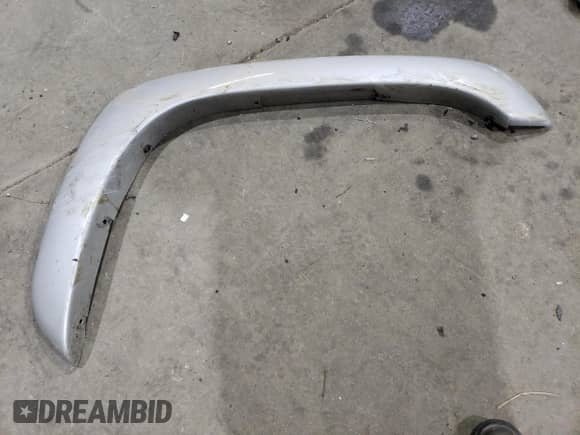 2004 Chevrolet Suburban LT z VIN 1GNEC16Z64J215186, wystawiony jako Copart lot #70231654 z przebiegiem 176 686 mil mil oraz Szkoda całkowita • Salvage title. Historia ofert i sprzedaży dostępna na DreamBid. Obrazek 13.