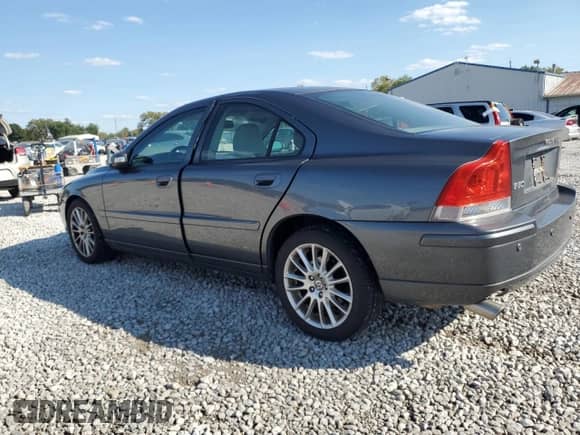2008 Volvo S60 2.5T с VIN YV1RH592082688075, выставлен на аукционе Copart как лот 71252475 с пробегом 185 891 миль миль и Списание • Salvage title. История ставок и продаж доступна на DreamBid. Изображение 2.