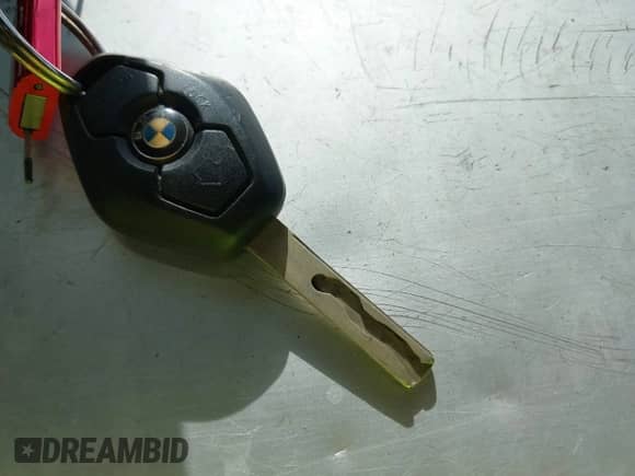 2003 BMW Z4 2.5i с VIN 4USBT33493LR65212, выставлен на аукционе IAAI как лот 43407089 с пробегом 62 649 миль миль и . История ставок и продаж доступна на DreamBid. Изображение 11.